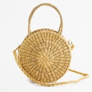 ABERCROMBIE ROUND WOVEN CROSSBODY BAG